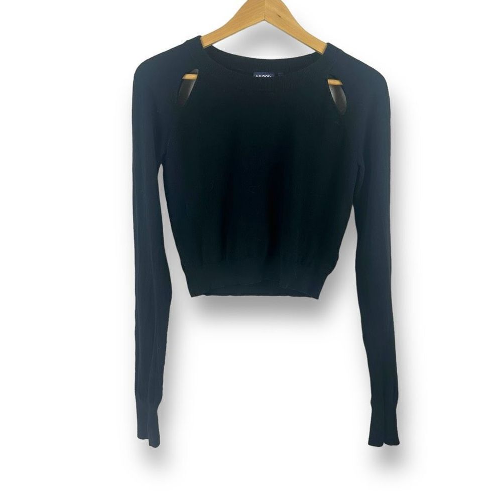 Tildon Women's Size L Long Sleeve Ribbed Knit Crop Sweater‎ Black With Cutouts